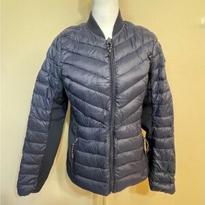 Hollister Navy Ultimate Down Collection lightweight puffer jacket